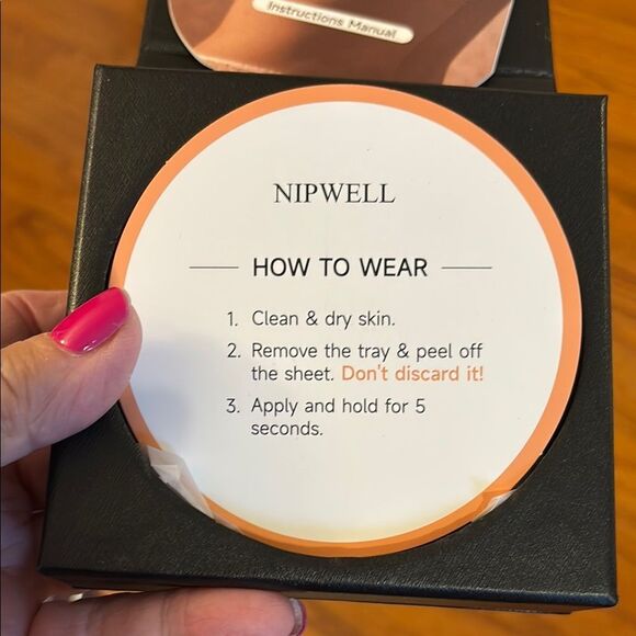 Dark tan Seamless Silicone Nipple Covers in nice discreet box - Picture 7 of 9